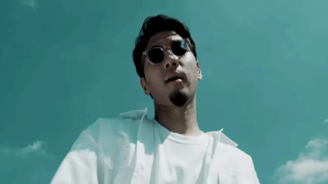 RUN REMIX (feat.KREVA & VaVa) - tofubeats