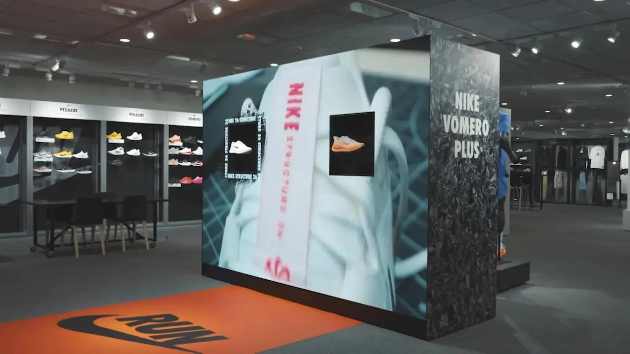 NIKE, Showroom